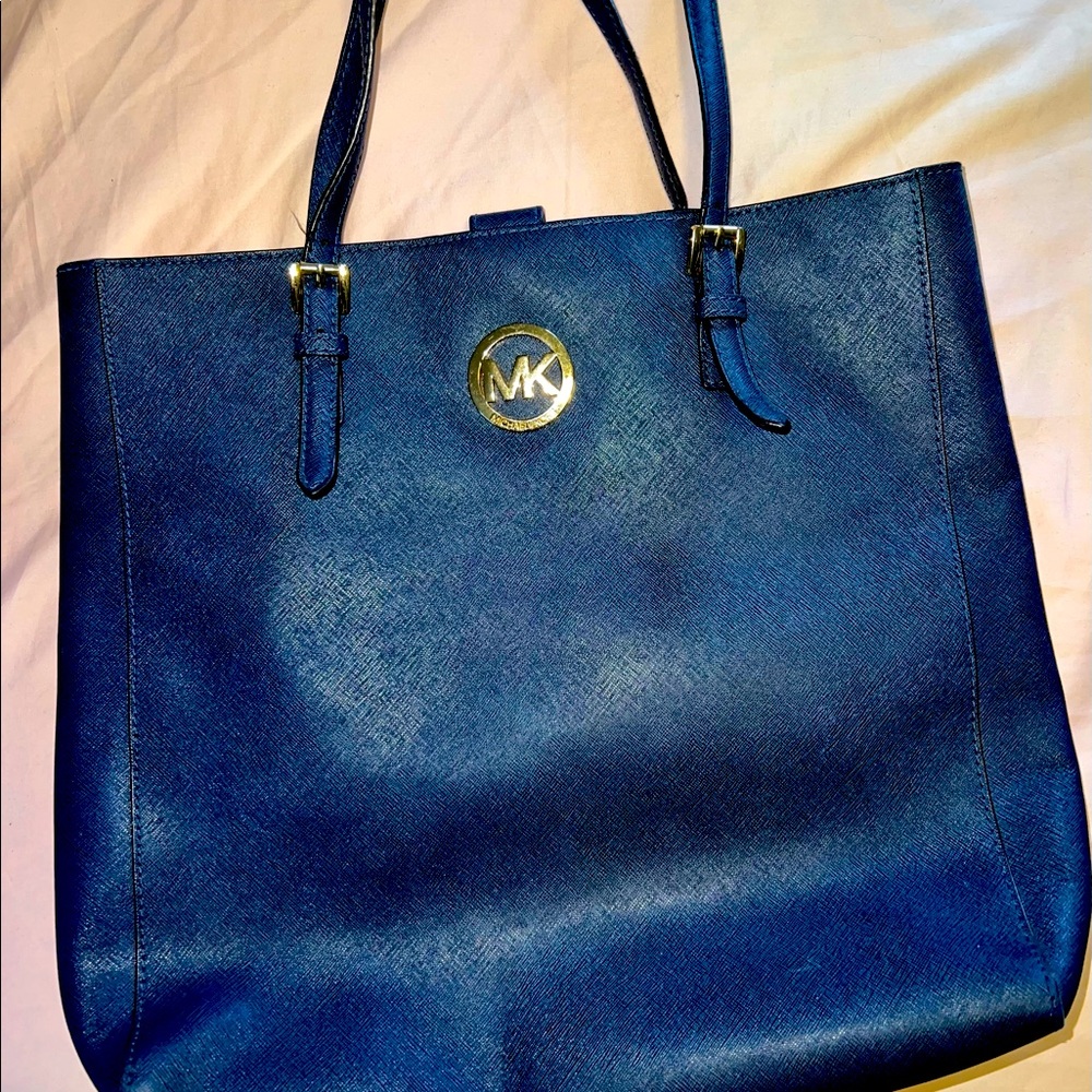 Michael Kors Navy blue and gold purse!